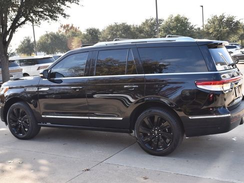 Certified 2024 Lincoln Navigator Reserve image 11