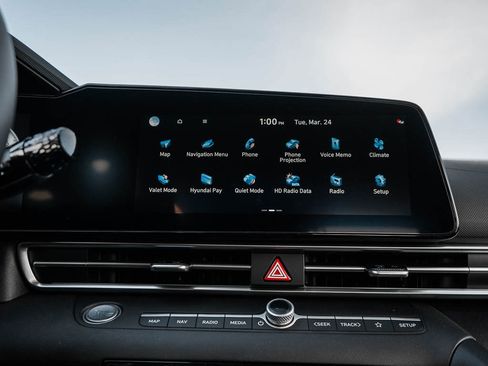 New 2026 Hyundai Elantra Limited image 22