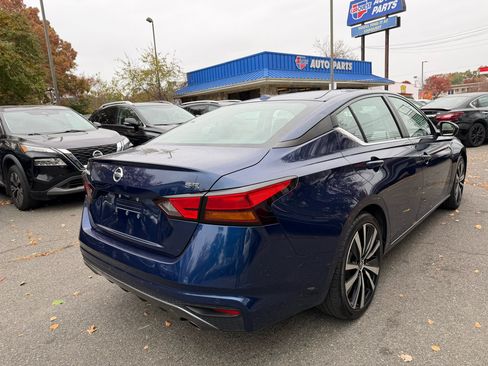 Used 2022 Nissan Altima 2.5 SR image 7