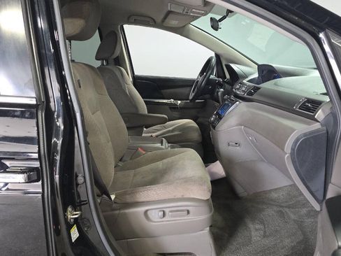 Used 2016 Honda Odyssey EX image 16