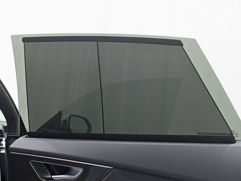 Used 2021 Audi Q8 Prestige w/ Prestige Package image 40