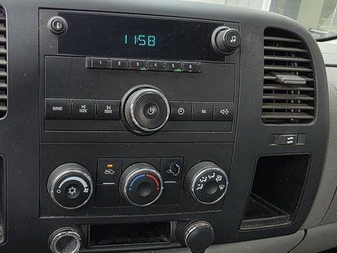 Used 2008 Chevrolet Silverado 2500 W/T image 11