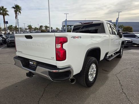 Used 2022 Chevrolet Silverado 3500 LT w/ Convenience Package image 6