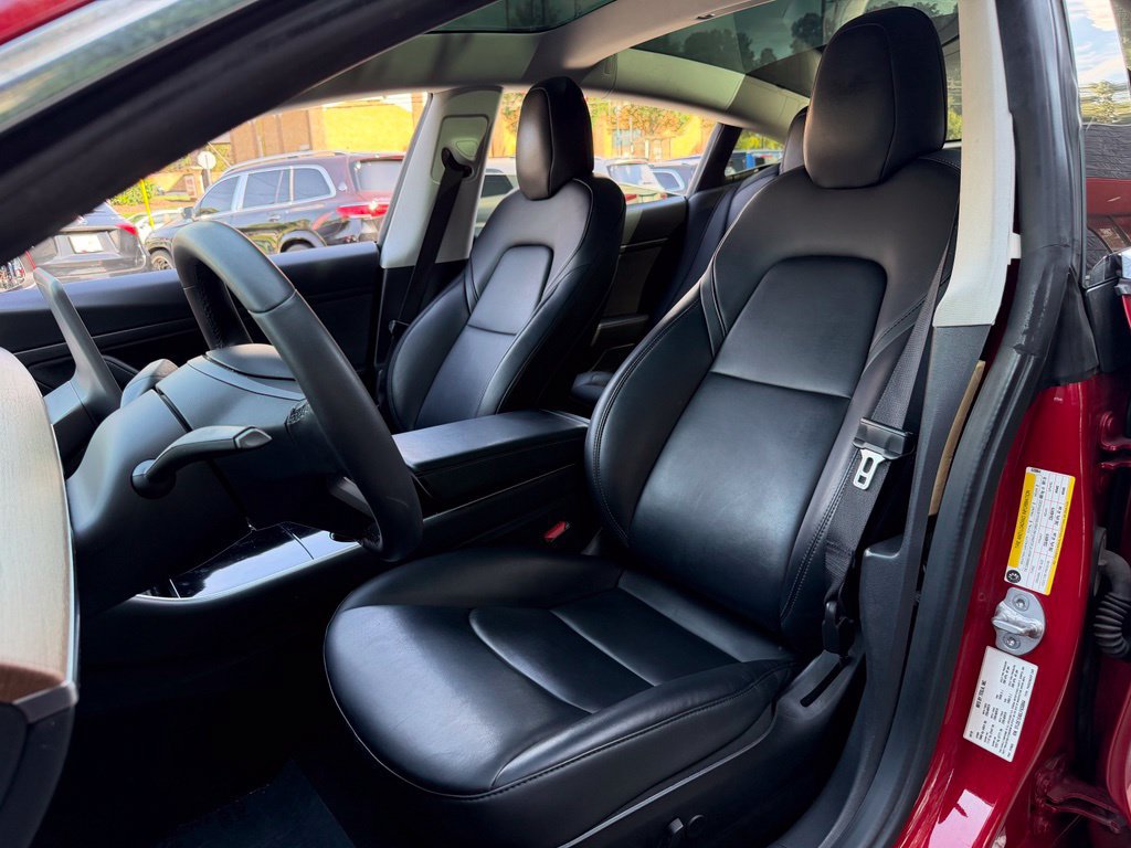 Used 2020 Tesla Model 3 Standard Range RWD image 26