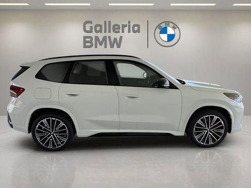 Used 2026 BMW X1 xDrive28i w/ Technology Package image 5
