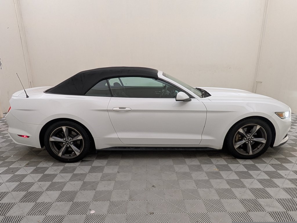 Used 2015 Ford Mustang Convertible w/ Equipment Group 051A RWD image 2
