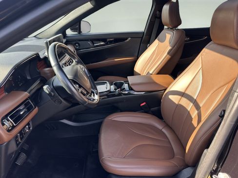 Used 2023 Lincoln Nautilus Reserve w/ Equipment Group 201A image 9