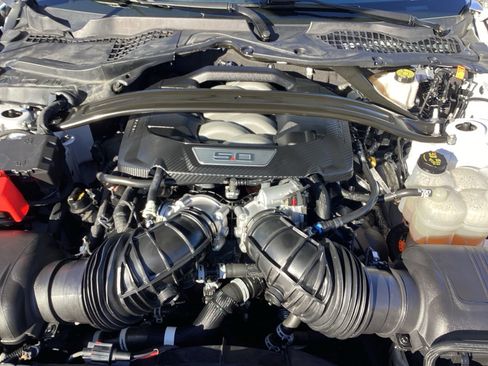 Used 2024 Ford Mustang GT Premium image 21