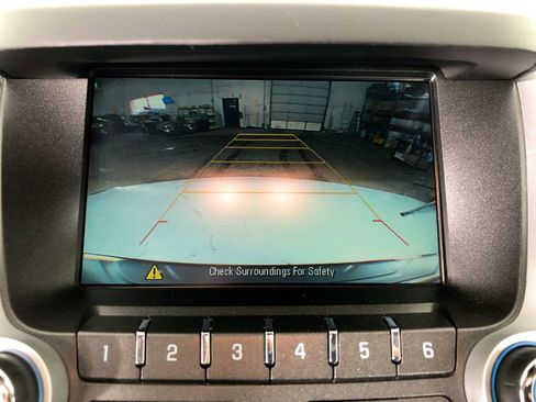 Used 2017 Chevrolet Equinox LT w/ Convenience Package image 24