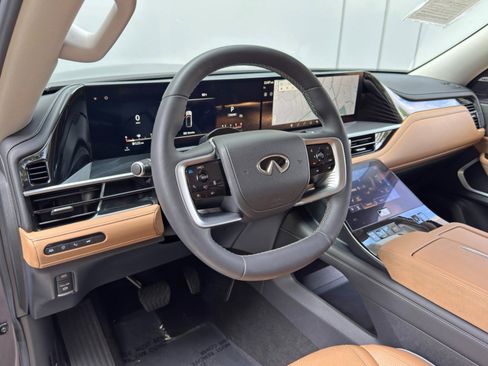 Used 2025 INFINITI QX80 Luxe AWD/4WD image 14