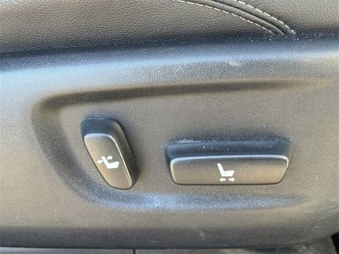 Used 2022 Toyota 4Runner SR5 Premium image 31