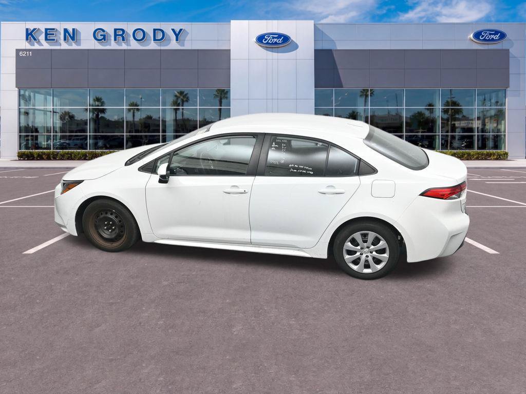 Used 2024 Toyota Corolla LE FWD image 16