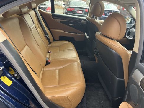 Used 2013 Lexus LS 460 AWD image 12