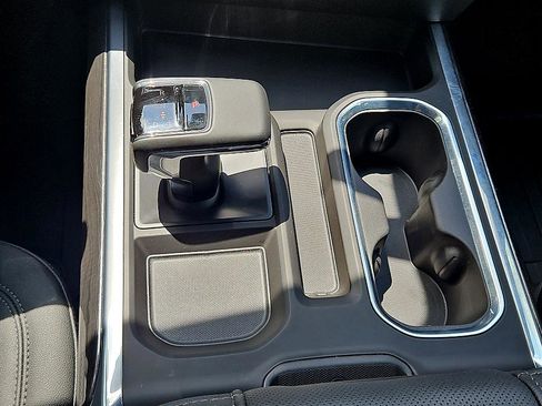 New 2025 Chevrolet Silverado 1500 LTZ image 19