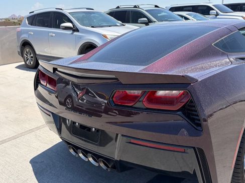 Used 2017 Chevrolet Corvette Stingray Coupe RWD image 4