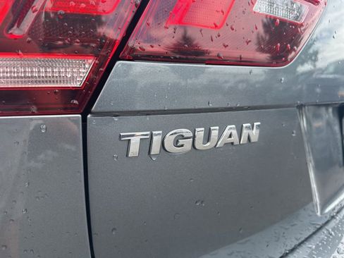 Used 2020 Volkswagen Tiguan S FWD image 4