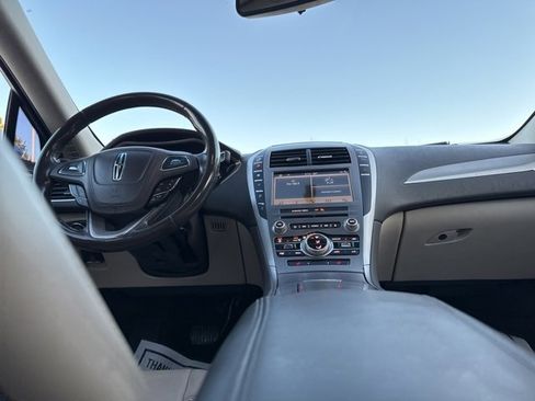 Used 2017 Lincoln MKZ Premiere image 12