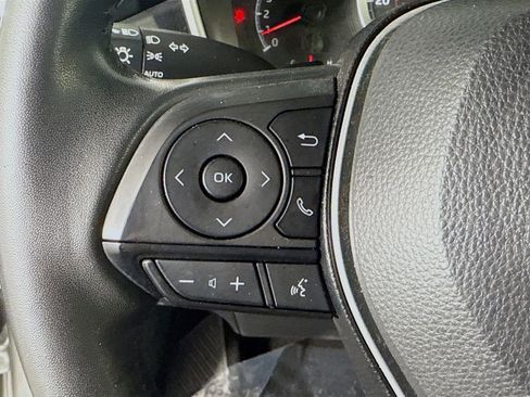 Used 2021 Toyota Corolla SE image 14