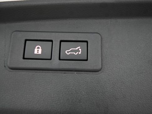 Certified 2025 Subaru Outback Onyx Edition AWD/4WD image 19