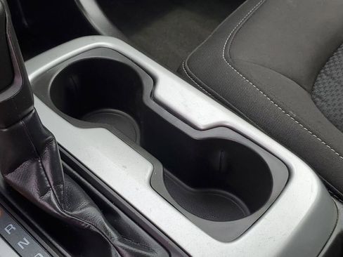 Used 2018 Chevrolet Colorado LT w/ LT Convenience Package AWD/4WD image 21