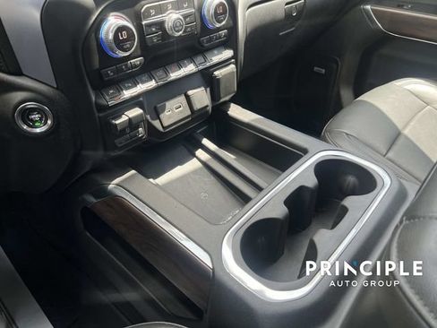 Used 2019 GMC Sierra 1500 SLT RWD image 28