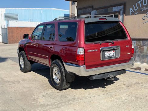Used 2002 Toyota 4Runner SR5 RWD image 8
