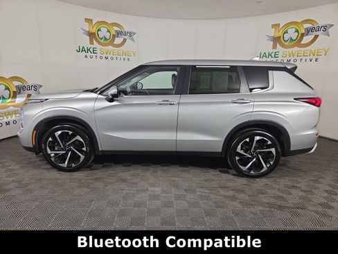 Used 2024 Mitsubishi Outlander SE FWD image 6