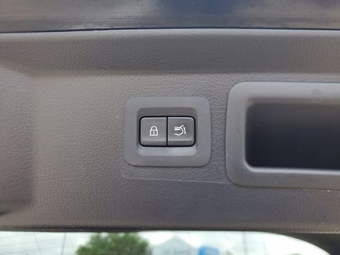 Used 2024 MAZDA CX-50 AWD 2.5 S w/ Preferred Package image 8