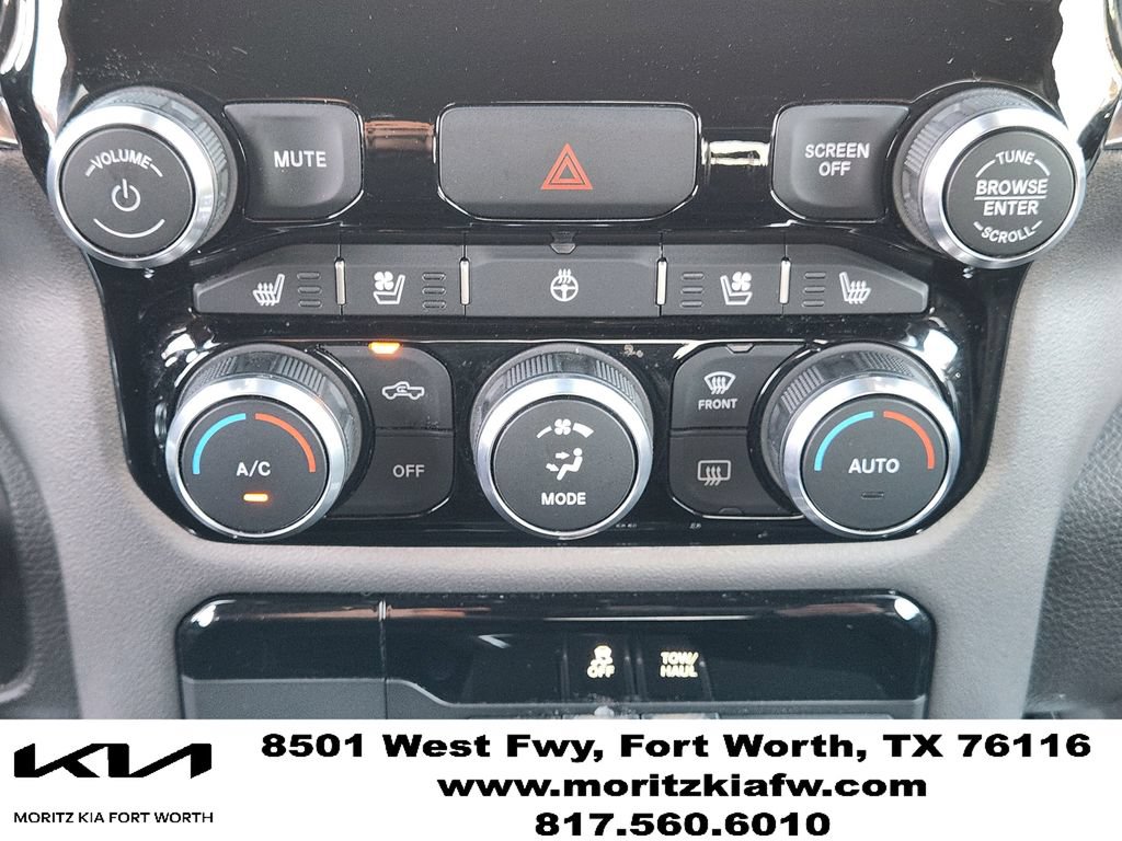 Used 2024 RAM 1500 Laramie AWD/4WD image 19