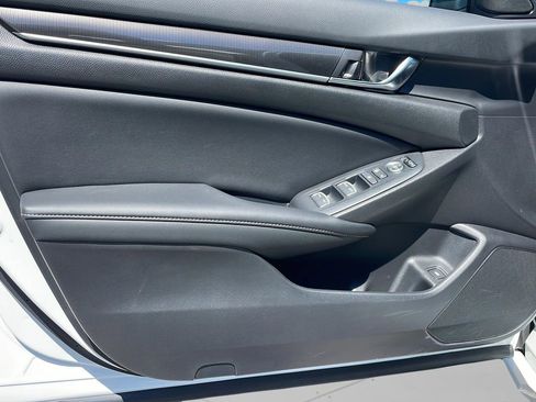 Used 2022 Honda Accord Sport image 21