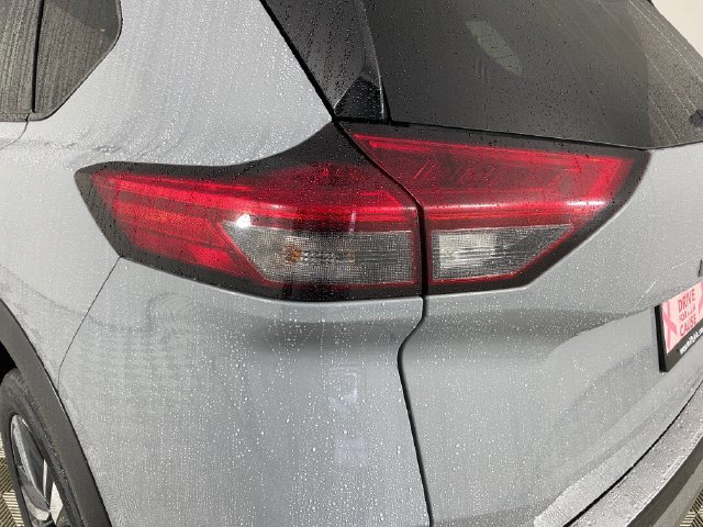 Used 2021 Nissan Rogue SL w/ Premium Package AWD/4WD image 22
