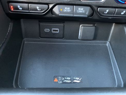 Used 2023 Chevrolet Tahoe LT w/ LT Signature Package image 30