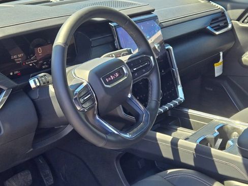 New 2025 GMC Acadia Elevation w/ Elevation Premium Package FWD image 36