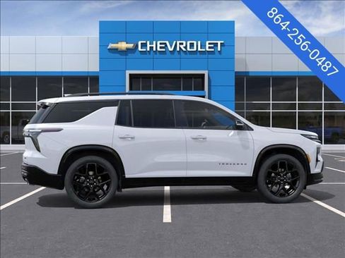 New 2026 Chevrolet Traverse RS image 5