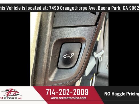 Used 2019 Toyota Sequoia Platinum w/ Carpet Mat Package (TMS) AWD/4WD image 71