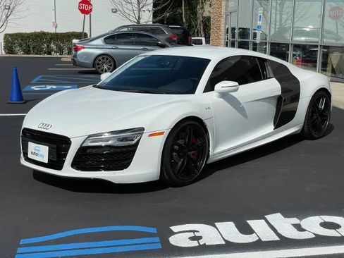 Used 2015 Audi R8 V10 w/ Full Leather Package AWD/4WD image 9