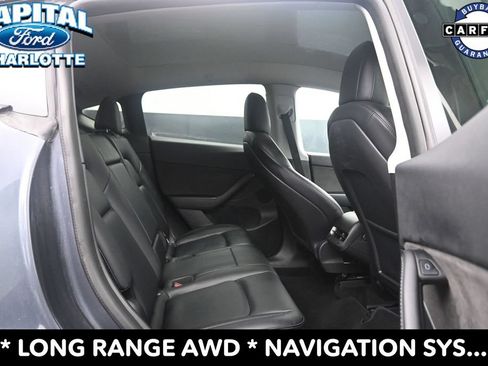 Used 2022 Tesla Model Y Long Range AWD/4WD image 11