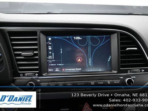 Used 2017 Hyundai Elantra Limited w/ Limited Ultimate Package 09 FWD image 31
