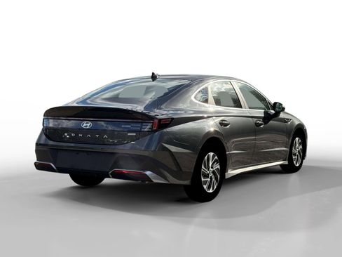New 2026 Hyundai Sonata Blue FWD image 7