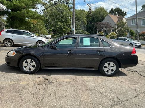 Used 2009 Chevrolet Impala LT FWD image 7
