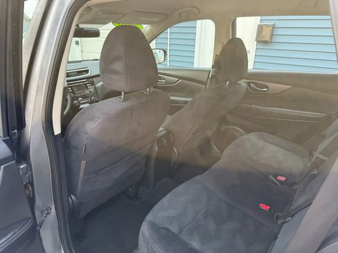 Used 2016 Nissan Rogue S AWD/4WD image 28