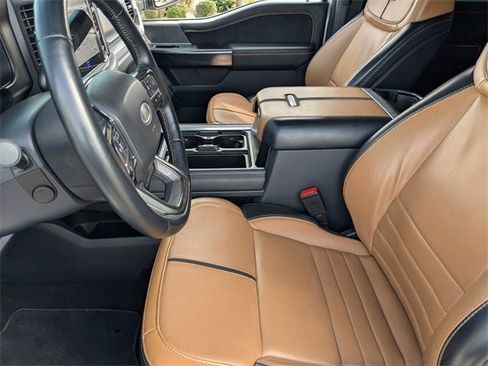 Used 2024 Ford F350 Platinum image 29