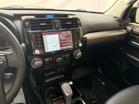 Used 2021 Toyota 4Runner TRD Off-Road Premium image 11