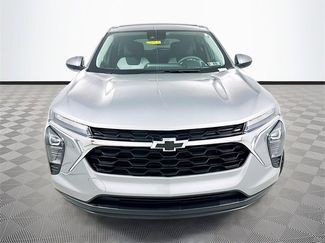 Used 2024 Chevrolet Trax LS w/ LS Convenience Package video 2