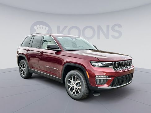 New 2025 Jeep Grand Cherokee Limited w/ Luxury Tech Group II image 10