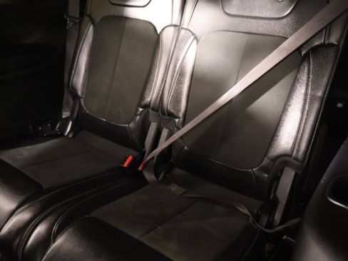 Used 2021 Jeep Grand Cherokee L Laredo RWD image 13