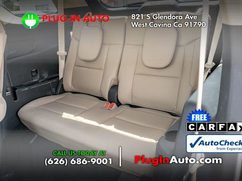 Used 2020 Ford Explorer XLT w/ Equipment Group 202A image 15