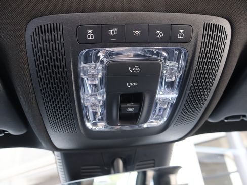 Used 2026 Mercedes-Benz GLB 35 AMG 4MATIC image 44