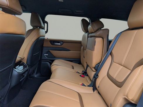 New 2025 Nissan Armada SL image 16