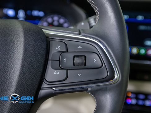 Used 2022 Buick Envision Avenir w/ Technology Package II FWD image 15
